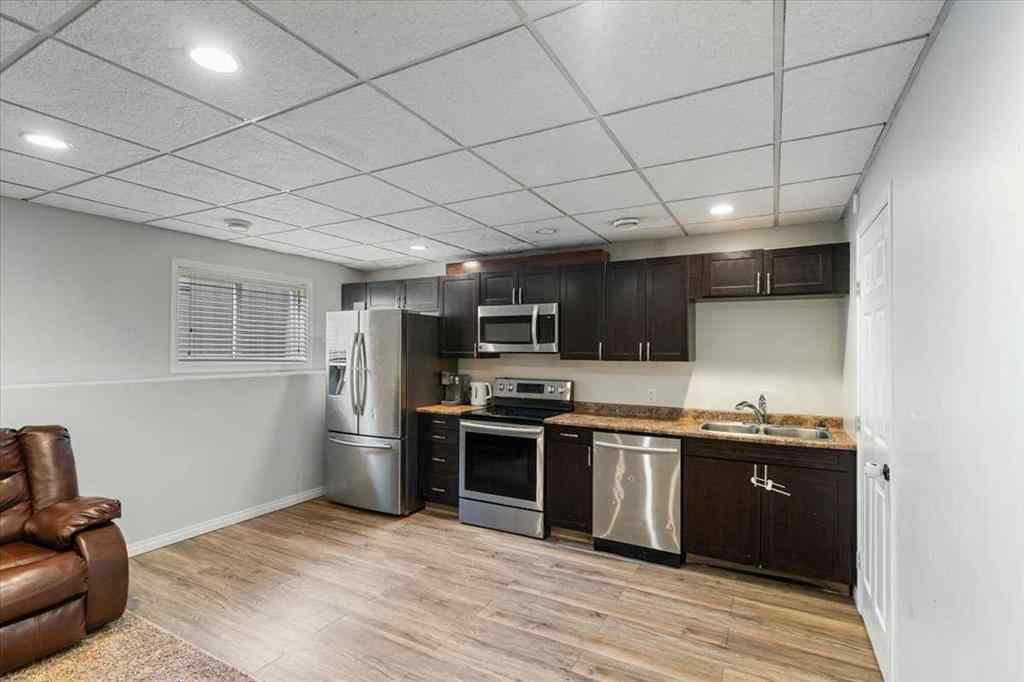 MLS® A2259258 - 8526 69 Avenue  in Signature Falls Grande Prairie, Residential