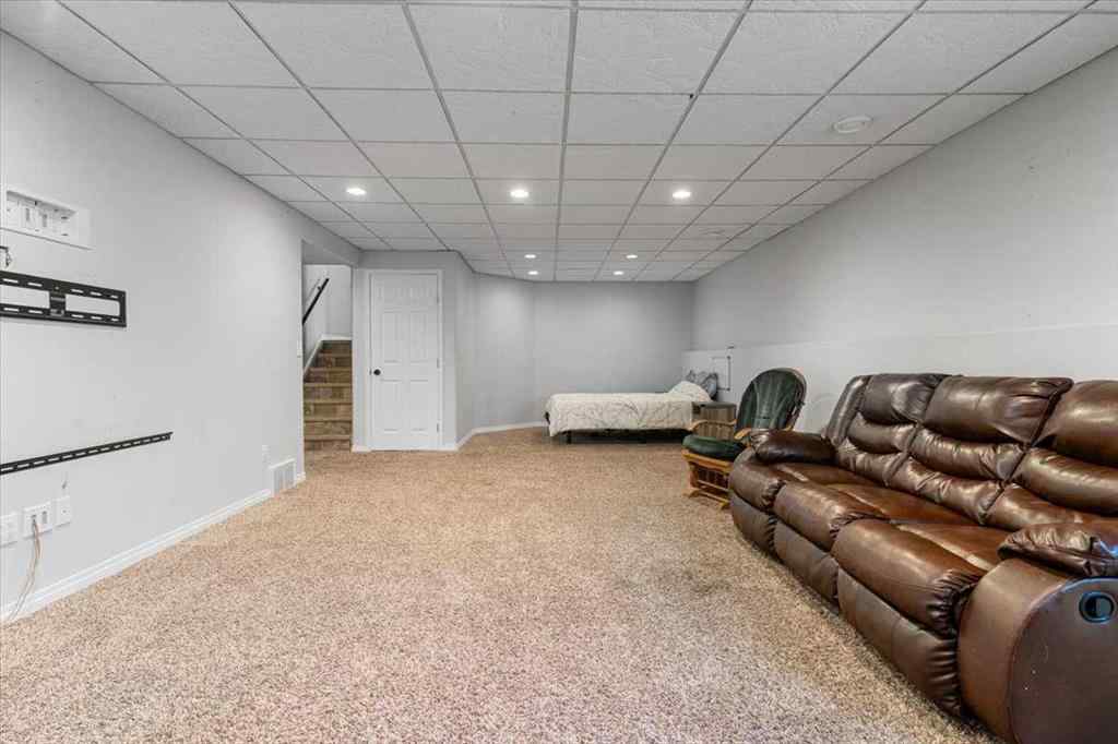 MLS® A2259258 - 8526 69 Avenue  in Signature Falls Grande Prairie, Residential