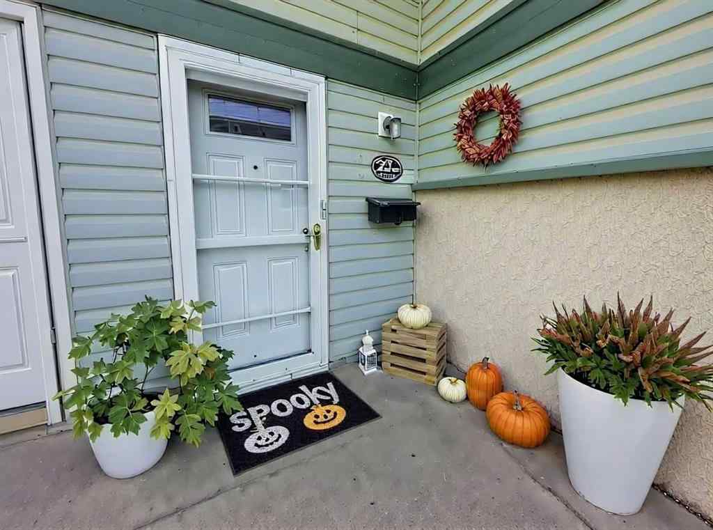 MLS® A2259261 - Unit #22A 333 Braxton Place SW in Braeside Calgary, Residential