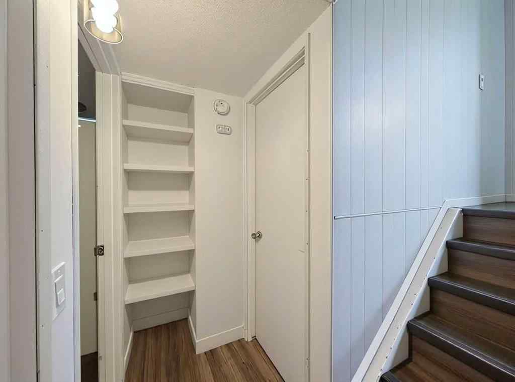 MLS® A2259261 - Unit #22A 333 Braxton Place SW in Braeside Calgary, Residential