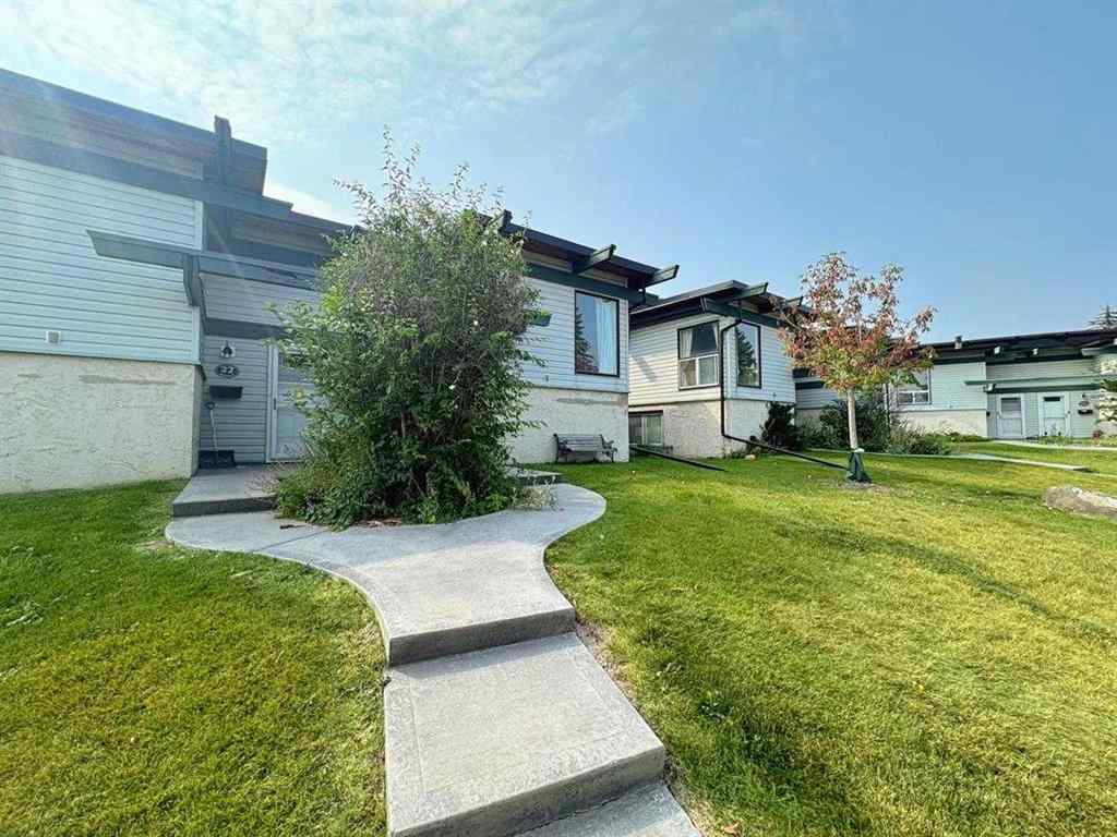 MLS® A2259261 - Unit #22A 333 Braxton Place SW in Braeside Calgary, Residential