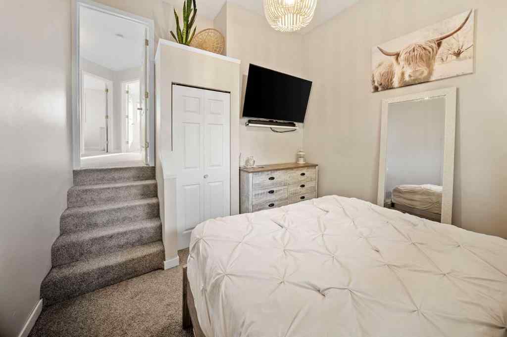 MLS® A2259262 - Unit #12 567 Edmonton Trail NE in Edmonton Trail Airdrie, Residential