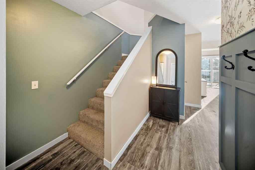 MLS® A2259262 - Unit #12 567 Edmonton Trail NE in Edmonton Trail Airdrie, Residential