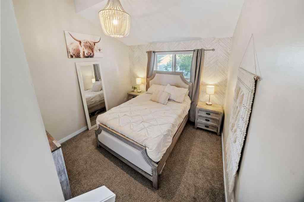 MLS® A2259262 - Unit #12 567 Edmonton Trail NE in Edmonton Trail Airdrie, Residential