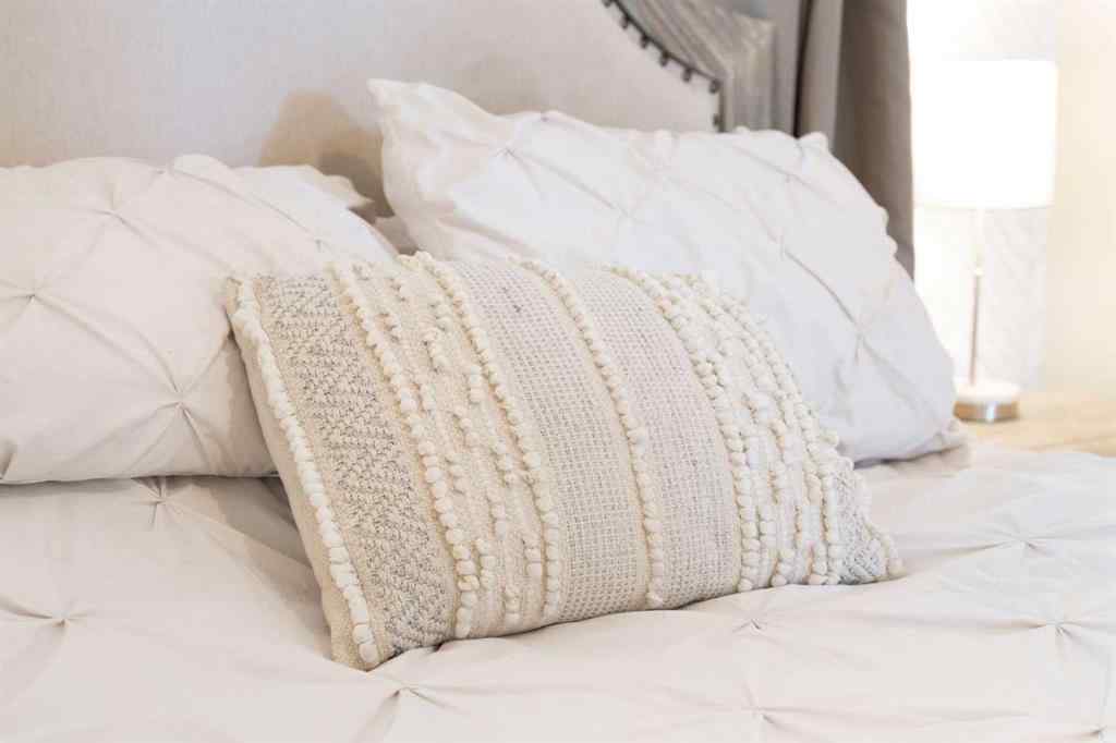 MLS® A2259262 - Unit #12 567 Edmonton Trail NE in Edmonton Trail Airdrie, Residential