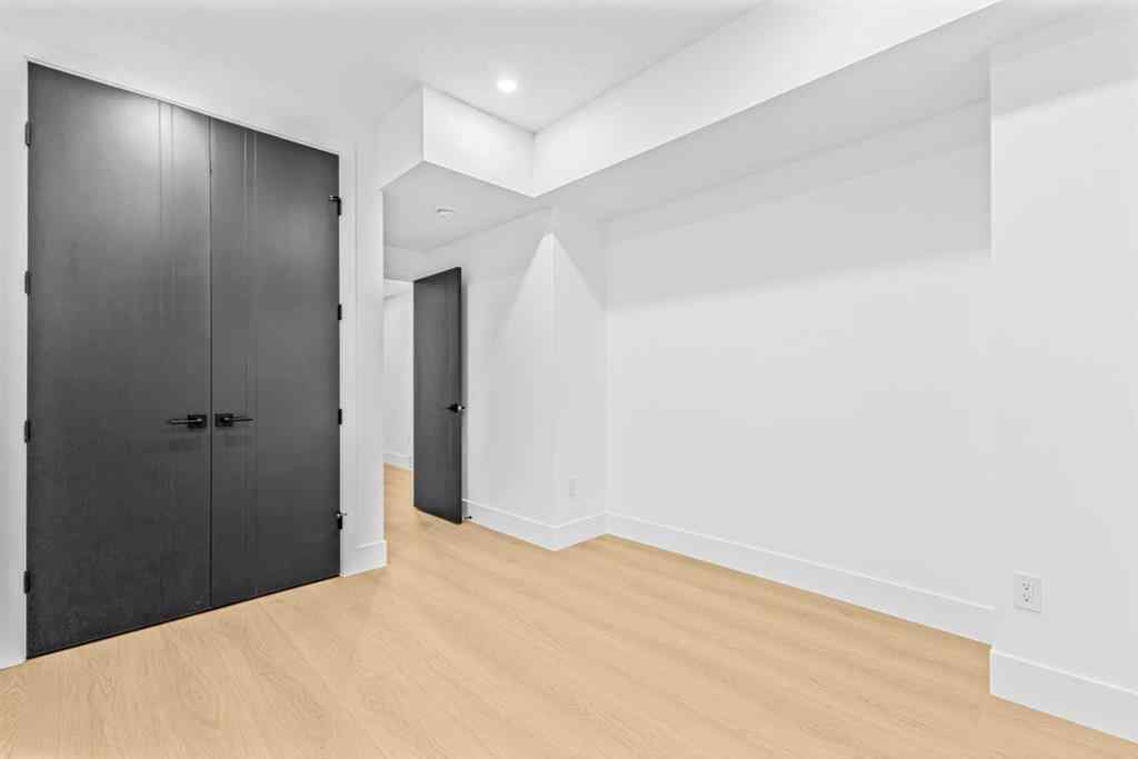 MLS® A2259263 - 613 55 Avenue SW in Windsor Park Calgary, Residential