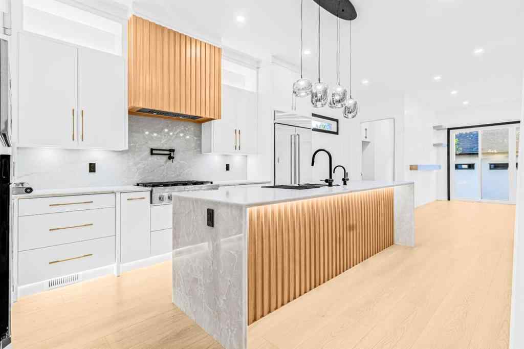 MLS® A2259263 - 613 55 Avenue SW in Windsor Park Calgary, Residential