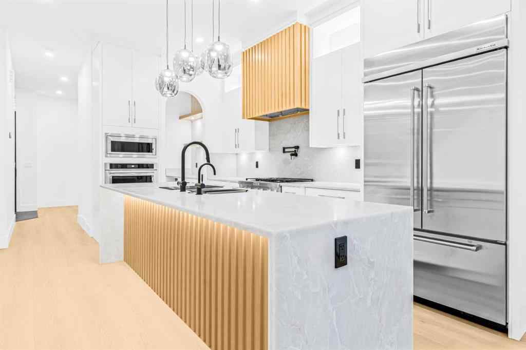 MLS® A2259263 - 613 55 Avenue SW in Windsor Park Calgary, Residential