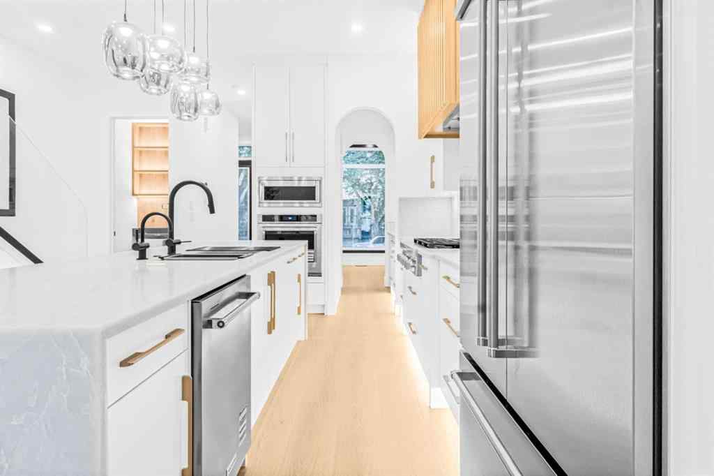 MLS® A2259263 - 613 55 Avenue SW in Windsor Park Calgary, Residential