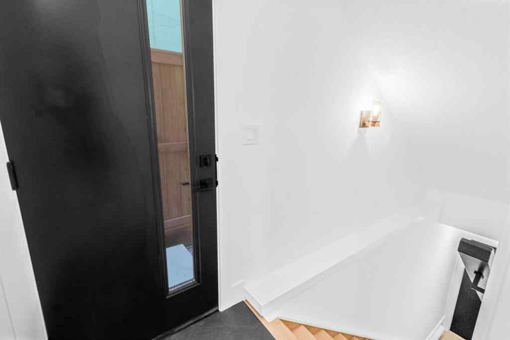 MLS® A2259263 - 613 55 Avenue SW in Windsor Park Calgary, Residential