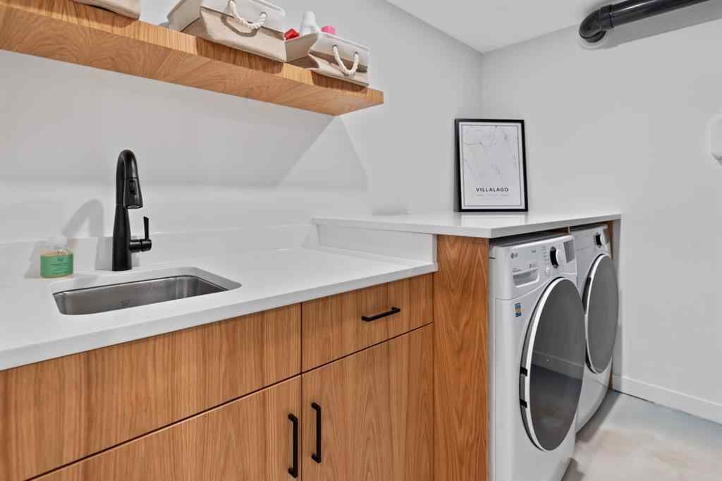 MLS® A2259267 - 6432 Laurentian Way SW in North Glenmore Park Calgary, Residential