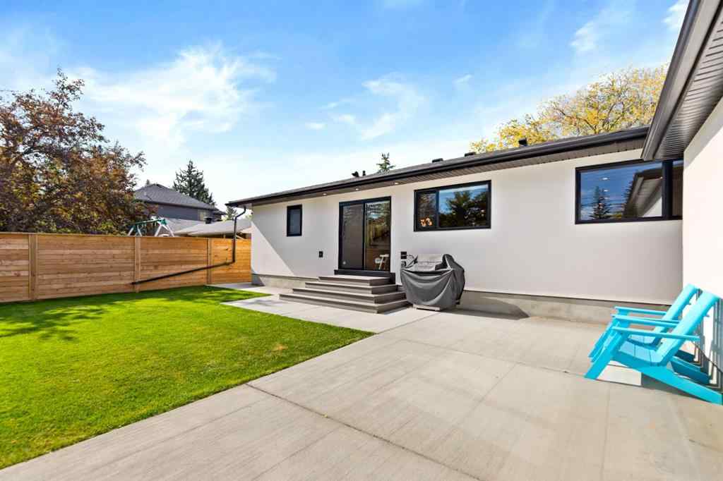 MLS® A2259267 - 6432 Laurentian Way SW in North Glenmore Park Calgary, Residential