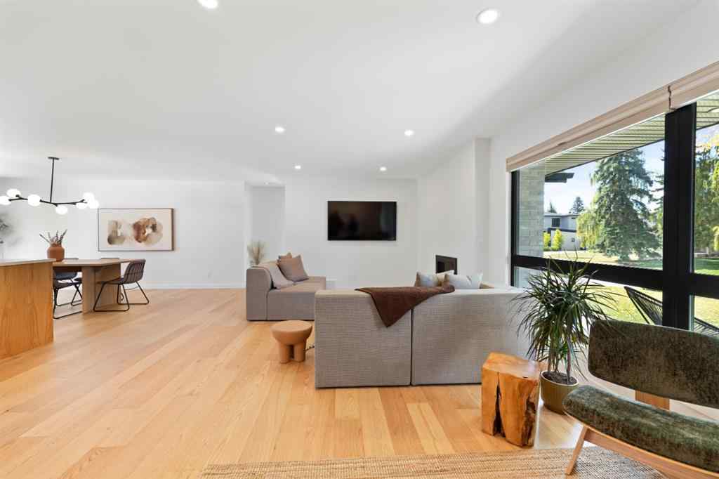 MLS® A2259267 - 6432 Laurentian Way SW in North Glenmore Park Calgary, Residential