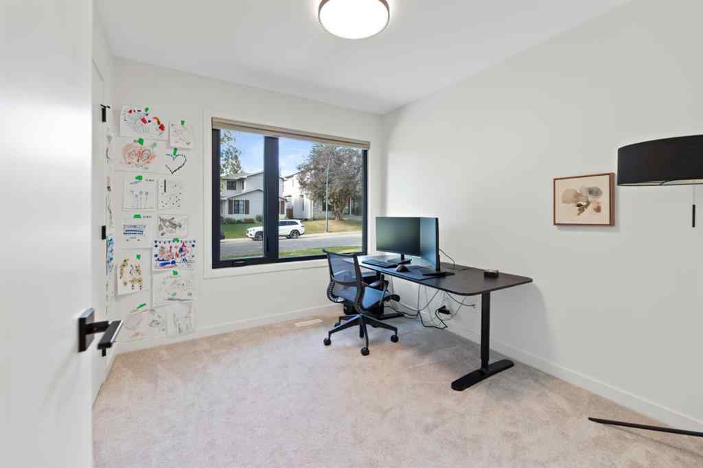 MLS® A2259267 - 6432 Laurentian Way SW in North Glenmore Park Calgary, Residential