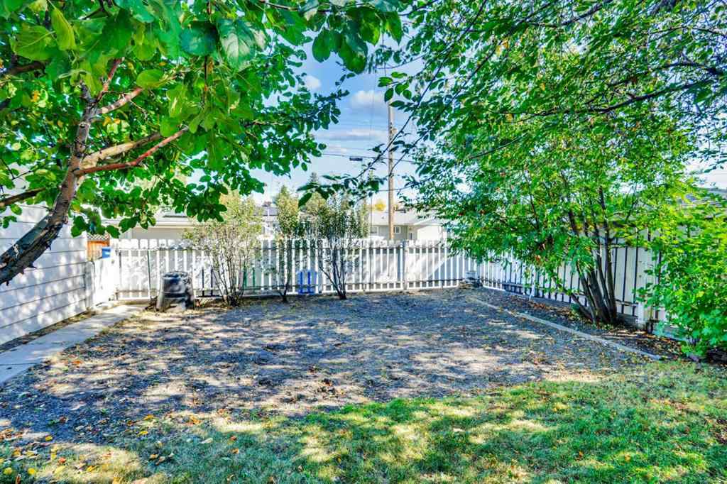 MLS® A2259273 - 924 Mayland Drive NE in Mayland Heights Calgary, Residential