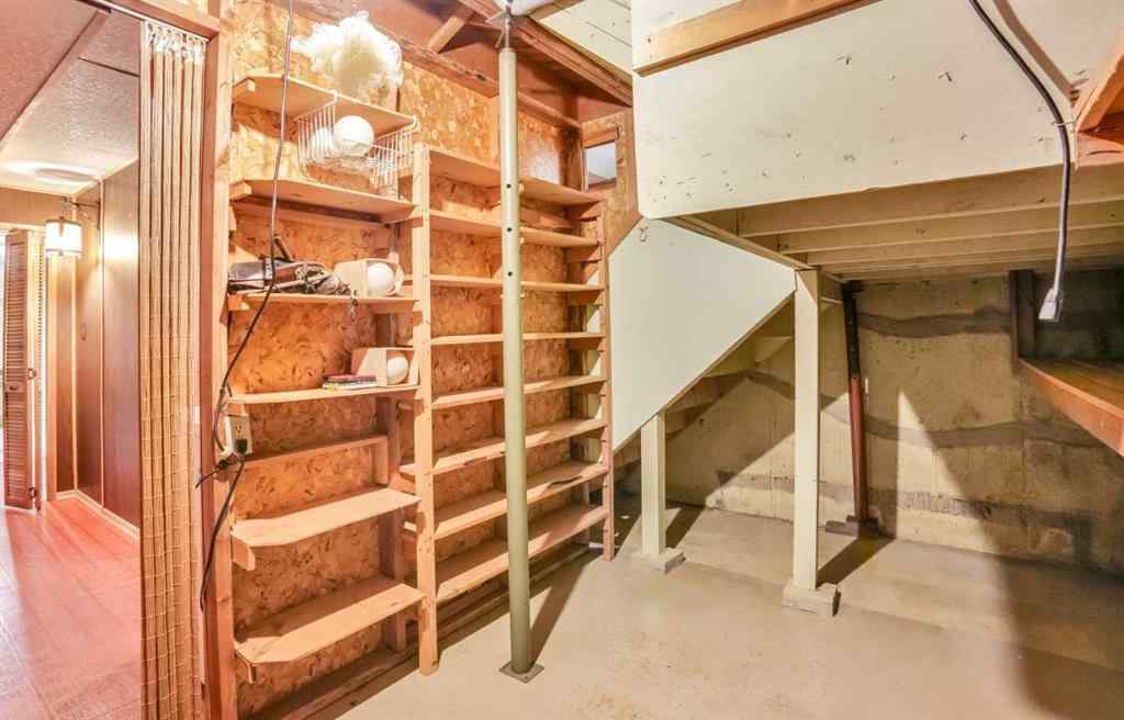 MLS® A2259273 - 924 Mayland Drive NE in Mayland Heights Calgary, Residential