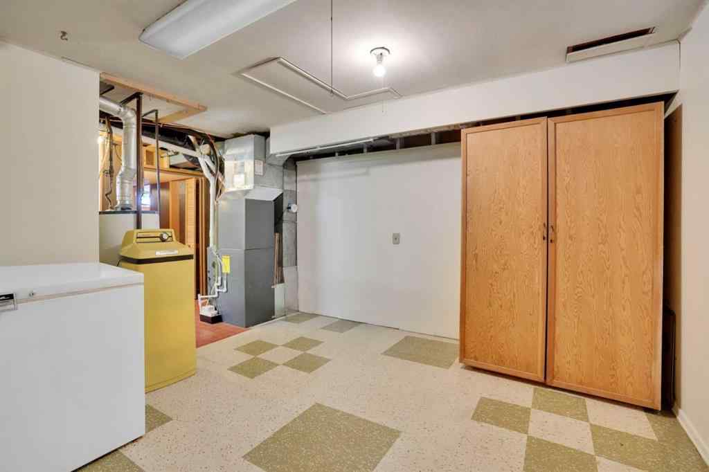 MLS® A2259273 - 924 Mayland Drive NE in Mayland Heights Calgary, Residential