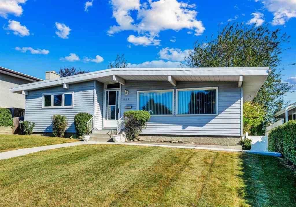 MLS® A2259273 - 924 Mayland Drive NE in Mayland Heights Calgary, Residential