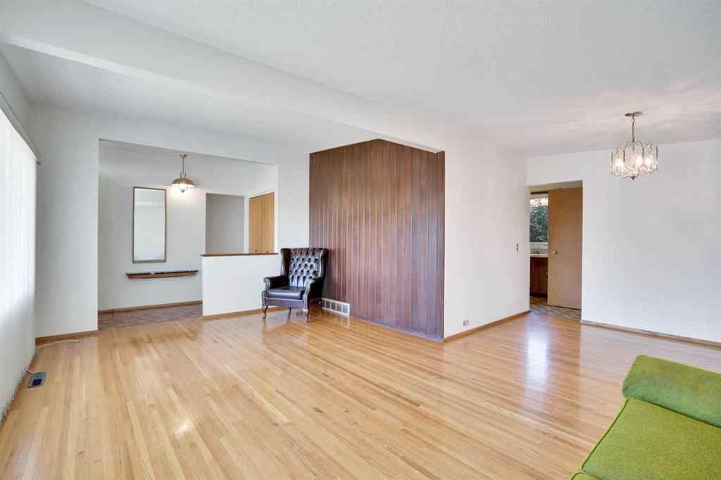 MLS® A2259273 - 924 Mayland Drive NE in Mayland Heights Calgary, Residential