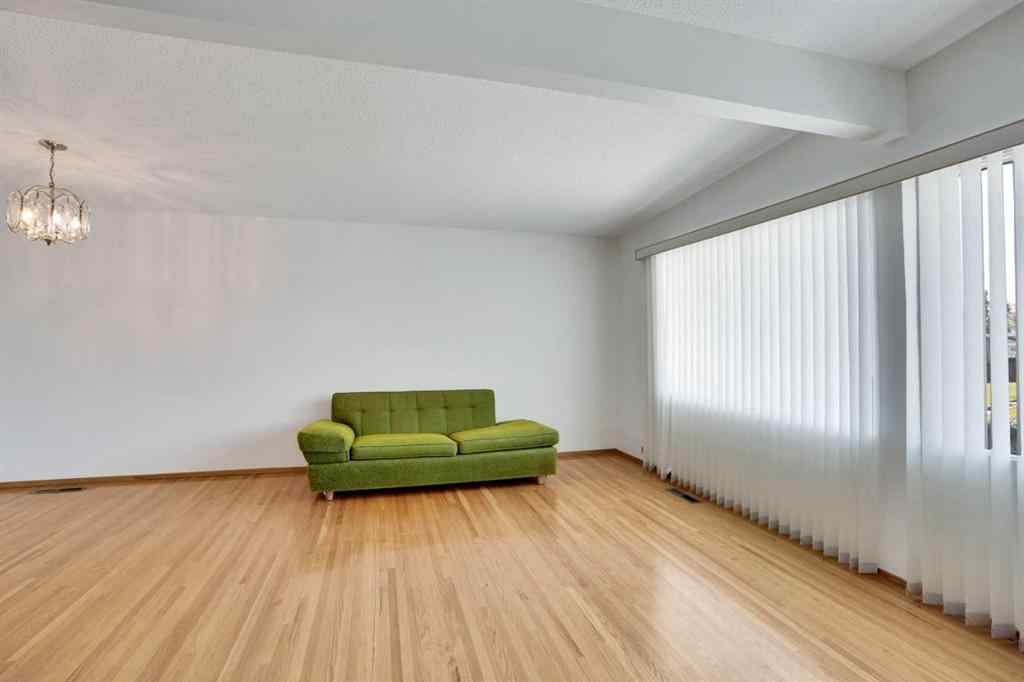 MLS® A2259273 - 924 Mayland Drive NE in Mayland Heights Calgary, Residential