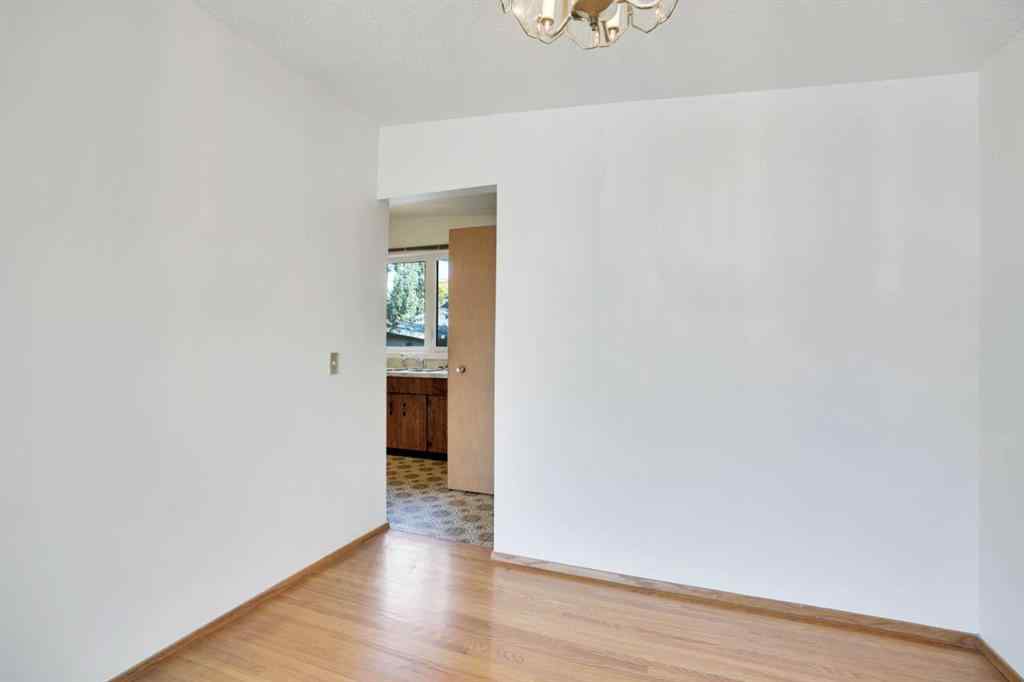 MLS® A2259273 - 924 Mayland Drive NE in Mayland Heights Calgary, Residential