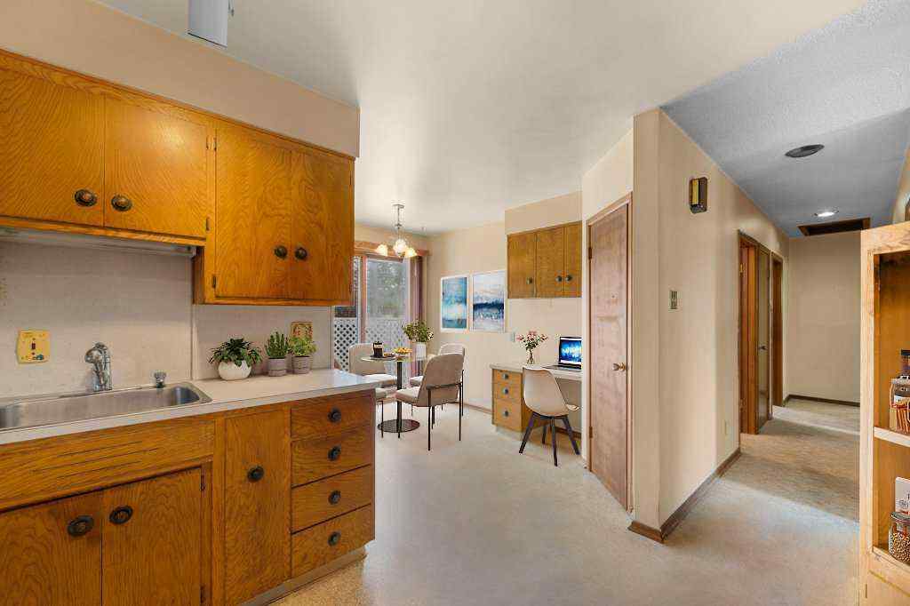 MLS® A2259275 - 4207 Brisebois Drive NW in Brentwood Calgary, Residential