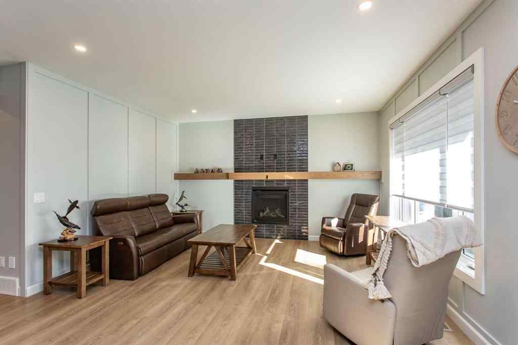 MLS® A2259280 - 18 Cameron Court  in Willow Ridge Lacombe, Residential