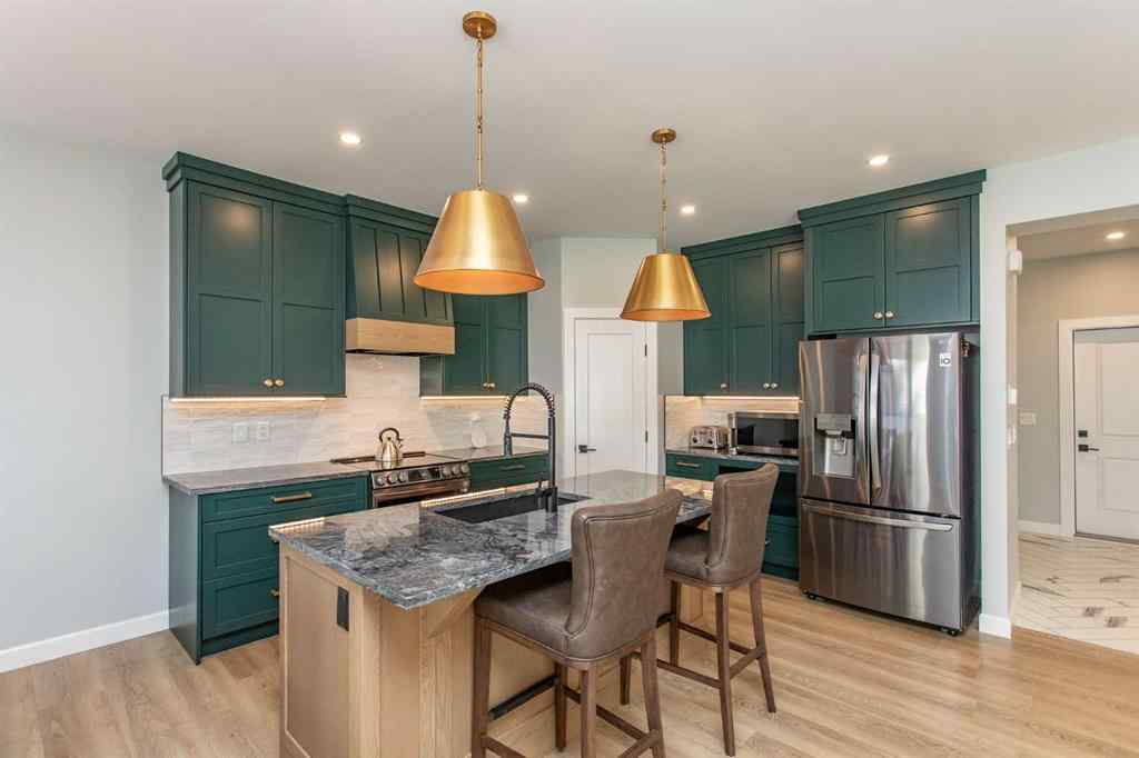 MLS® A2259280 - 18 Cameron Court  in Willow Ridge Lacombe, Residential