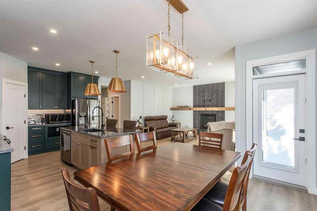 MLS® A2259280 - 18 Cameron Court  in Willow Ridge Lacombe, Residential