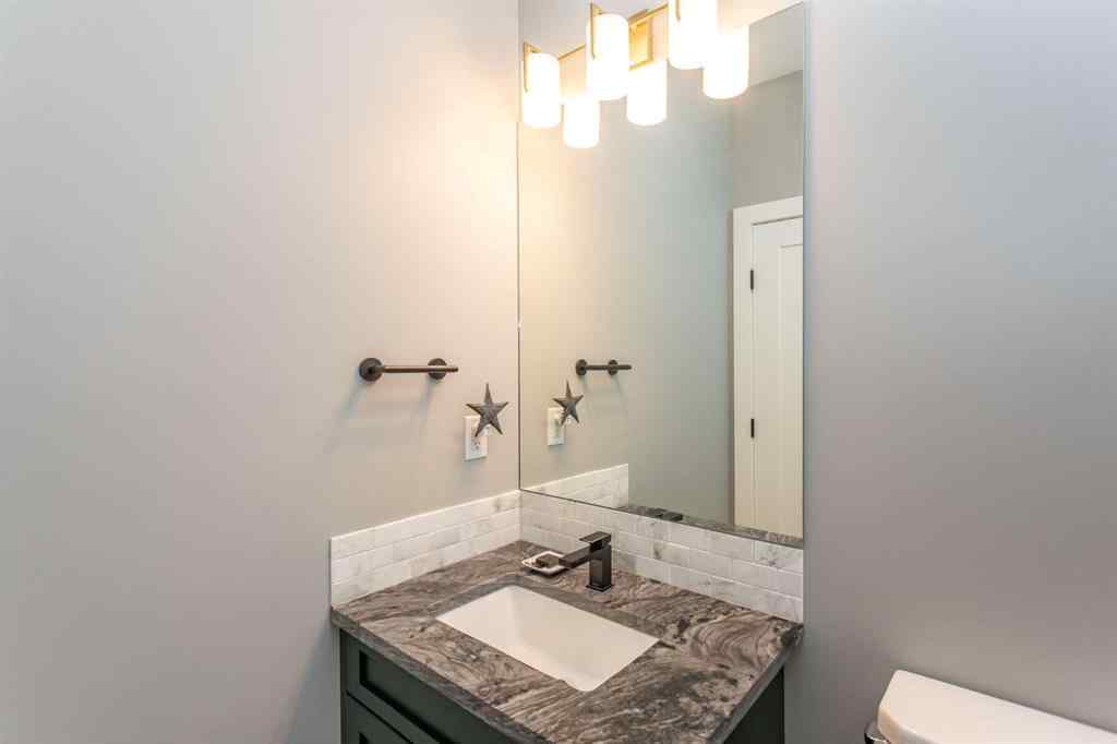 MLS® A2259280 - 18 Cameron Court  in Willow Ridge Lacombe, Residential