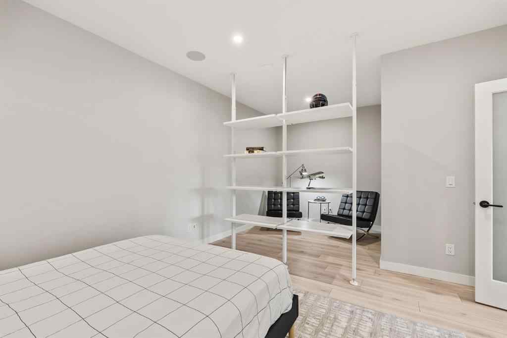 MLS® A2259282 - 3048 85 Street SW in Springbank Hill Calgary, Residential