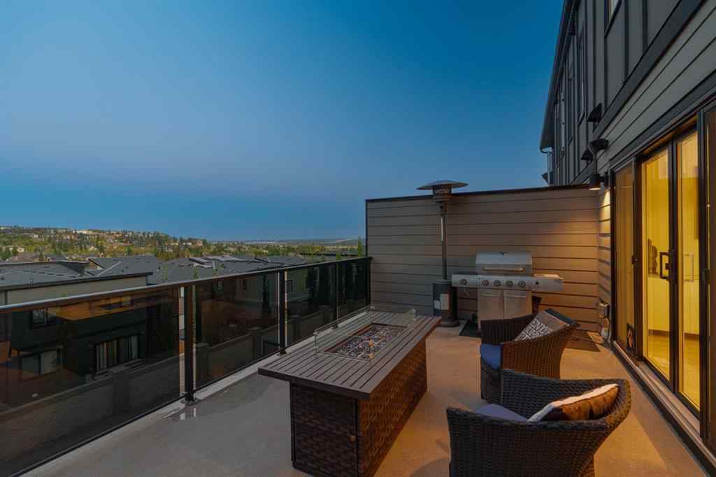 MLS® A2259282 - 3048 85 Street SW in Springbank Hill Calgary, Residential