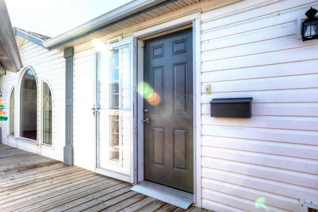 MLS® A2259283 - 18 Doubletree Way  in Ranch Estates Strathmore, Mobile