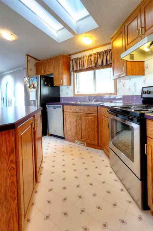 MLS® A2259283 - 18 Doubletree Way  in Ranch Estates Strathmore, Mobile