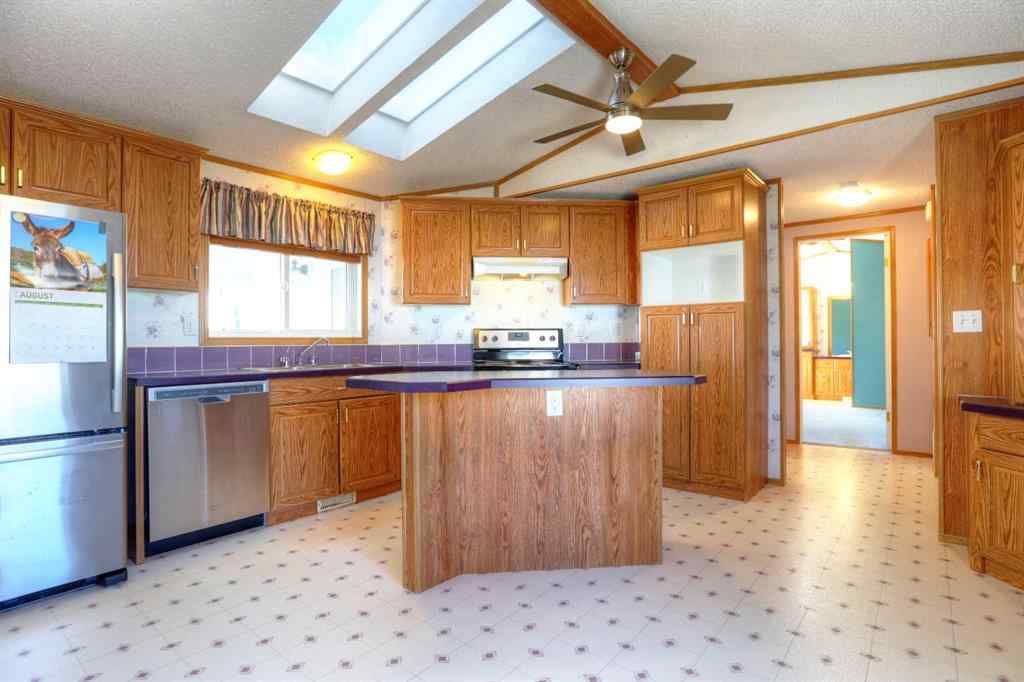 MLS® A2259283 - 18 Doubletree Way  in Ranch Estates Strathmore, Mobile
