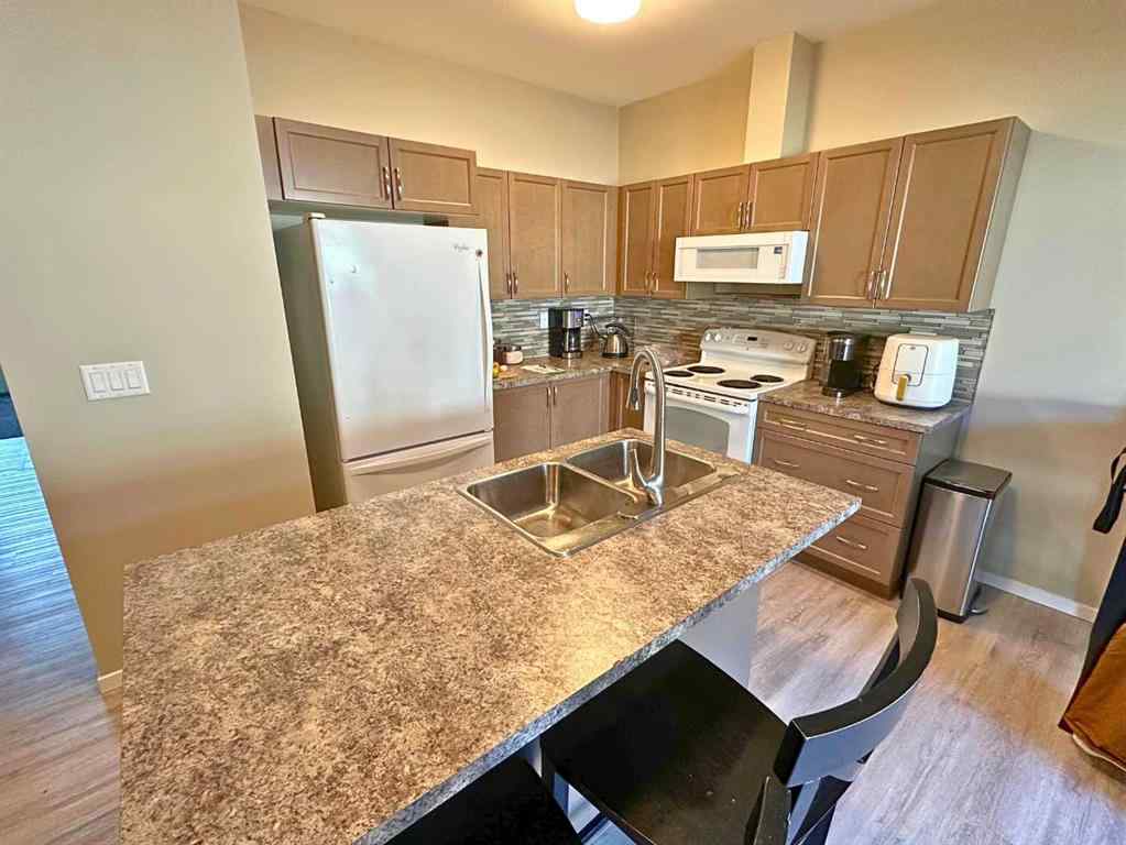 MLS® A2259288 - 1004 Minto Street  in NONE Penhold, Residential