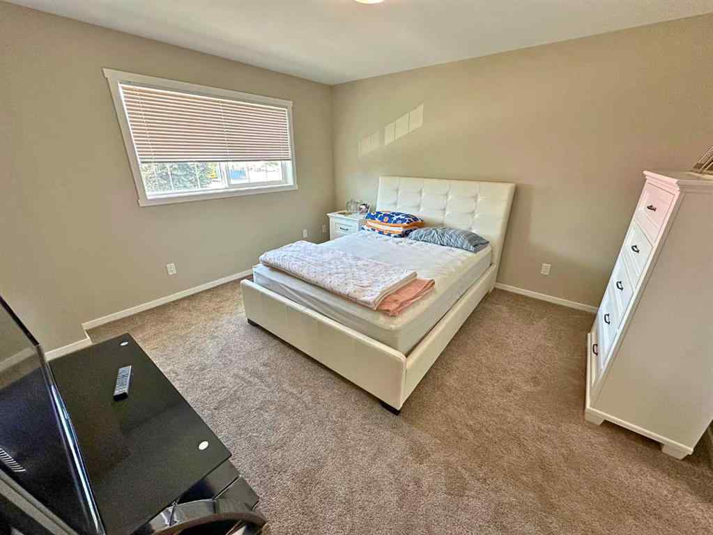 MLS® A2259288 - 1004 Minto Street  in NONE Penhold, Residential