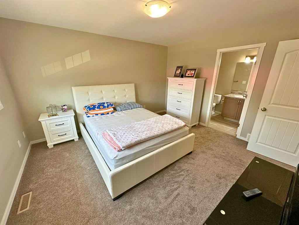 MLS® A2259288 - 1004 Minto Street  in NONE Penhold, Residential