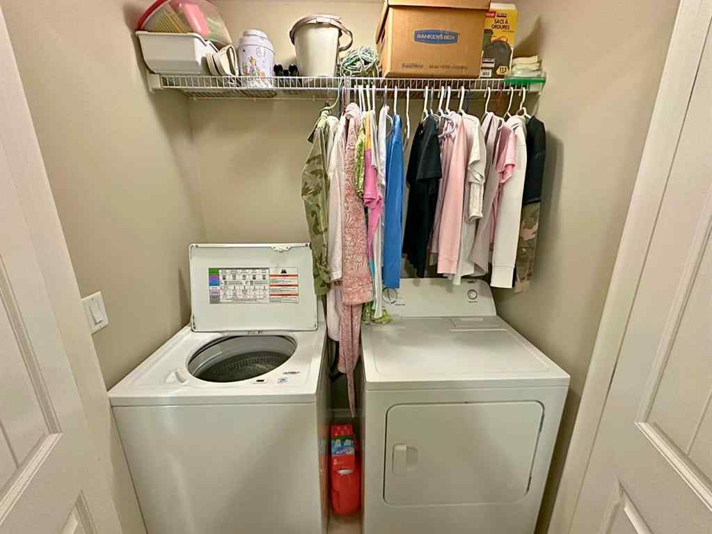 MLS® A2259288 - 1004 Minto Street  in NONE Penhold, Residential