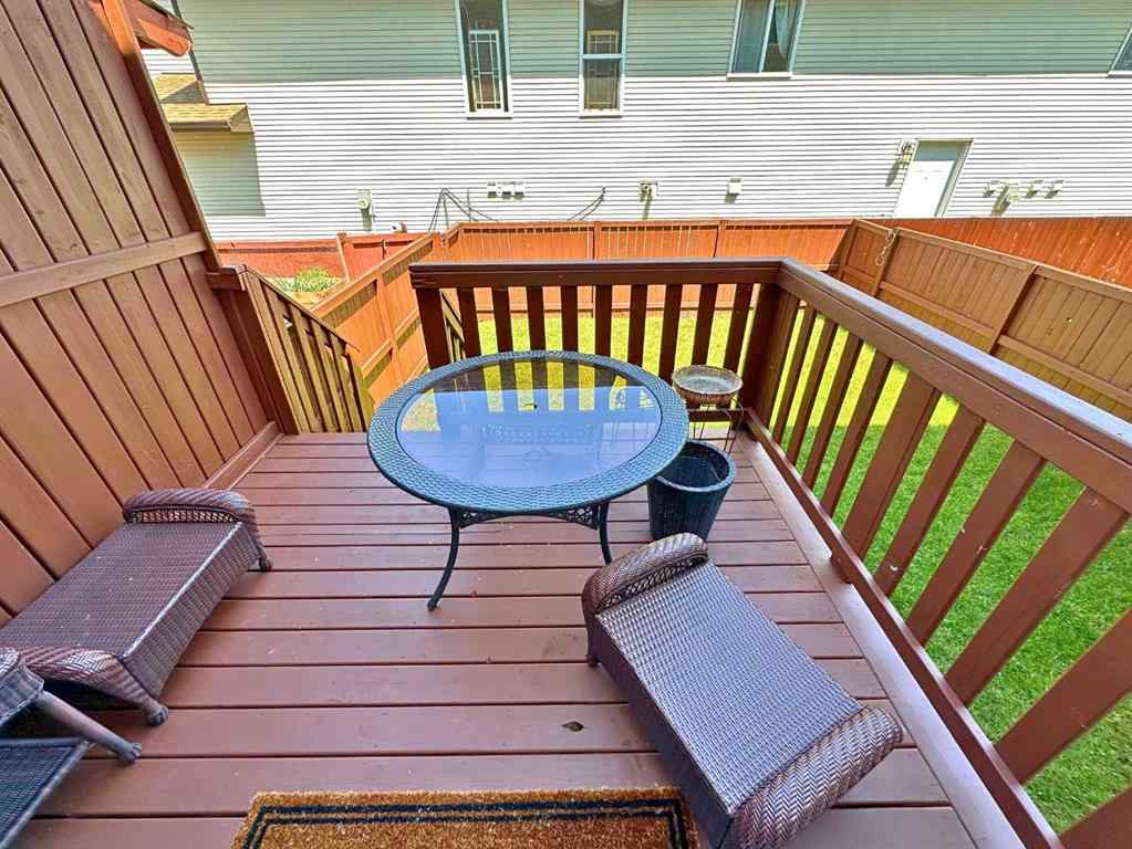 MLS® A2259288 - 1004 Minto Street  in NONE Penhold, Residential