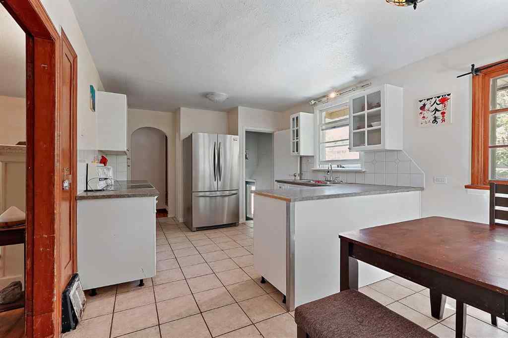 MLS® A2259289 - 1253 8A Avenue S in London Road Lethbridge, Residential