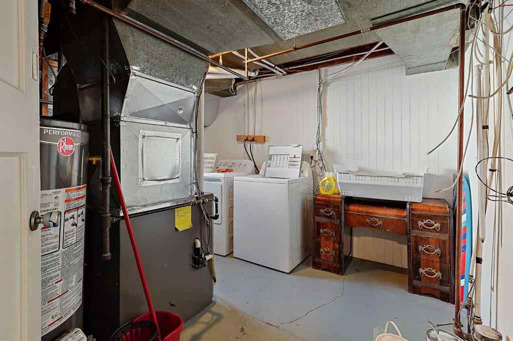 MLS® A2259289 - 1253 8A Avenue S in London Road Lethbridge, Residential