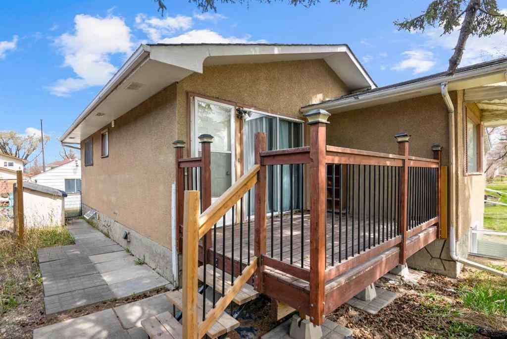 MLS® A2259290 - 3431 30A Avenue SE in Dover Calgary, Residential