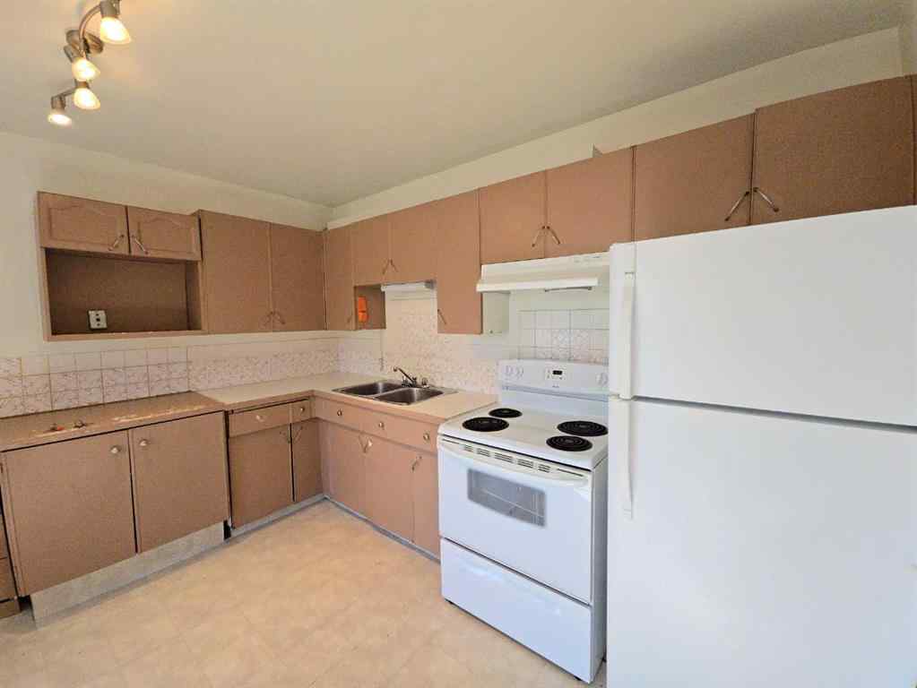 MLS® A2259290 - 3431 30A Avenue SE in Dover Calgary, Residential