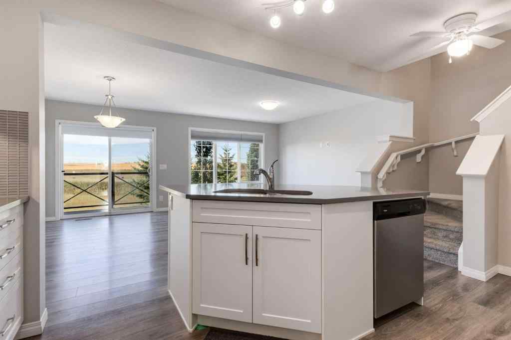 MLS® A2259294 - 157 Hillcrest Square SW in Hillcrest Airdrie, Residential