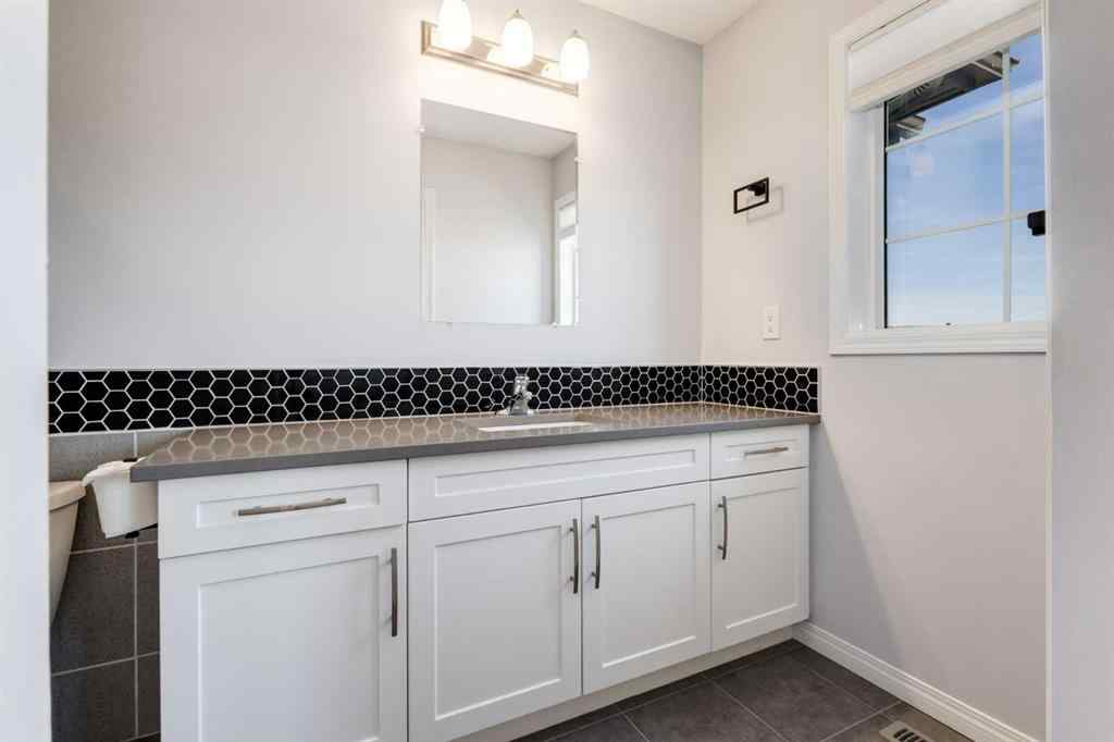 MLS® A2259294 - 157 Hillcrest Square SW in Hillcrest Airdrie, Residential