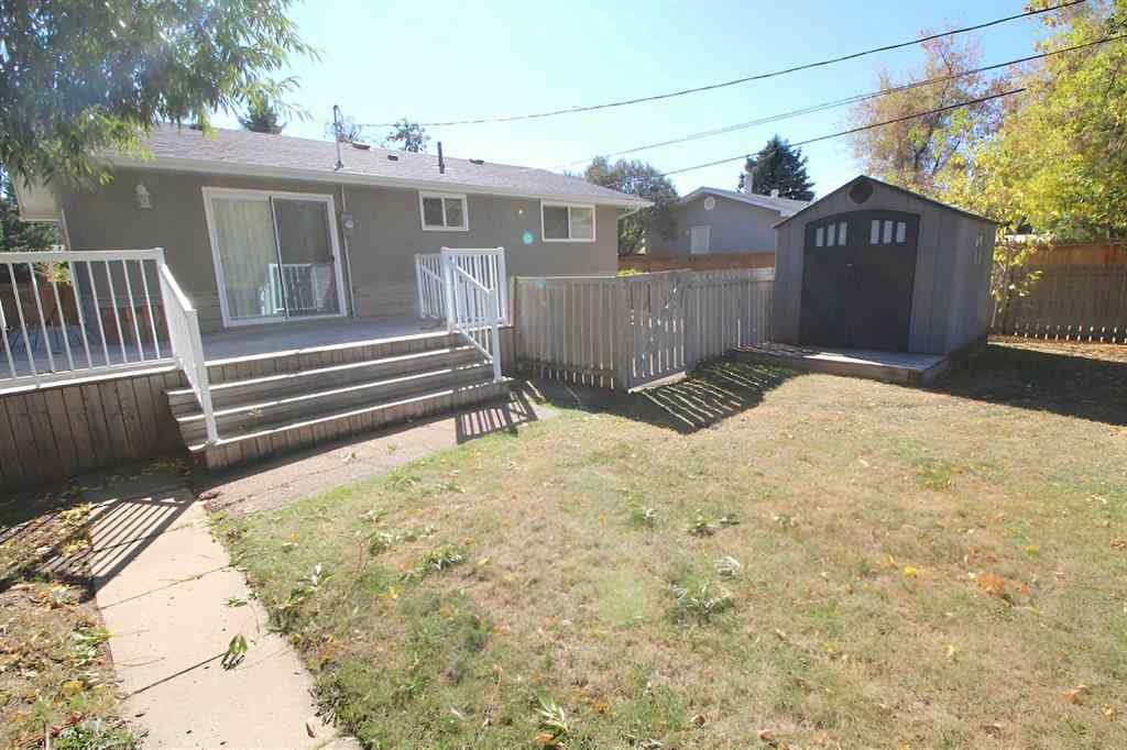 MLS® A2259295 - 2 Forest Close  in Fairview Red Deer, Residential