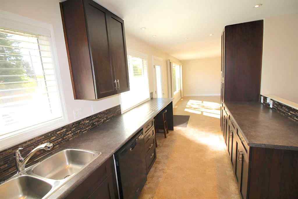 MLS® A2259295 - 2 Forest Close  in Fairview Red Deer, Residential