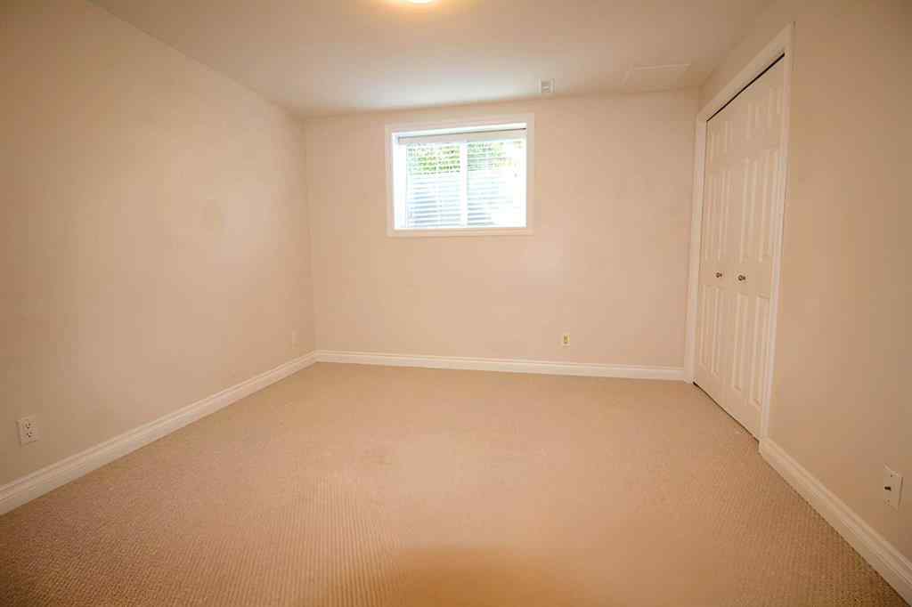 MLS® A2259295 - 2 Forest Close  in Fairview Red Deer, Residential
