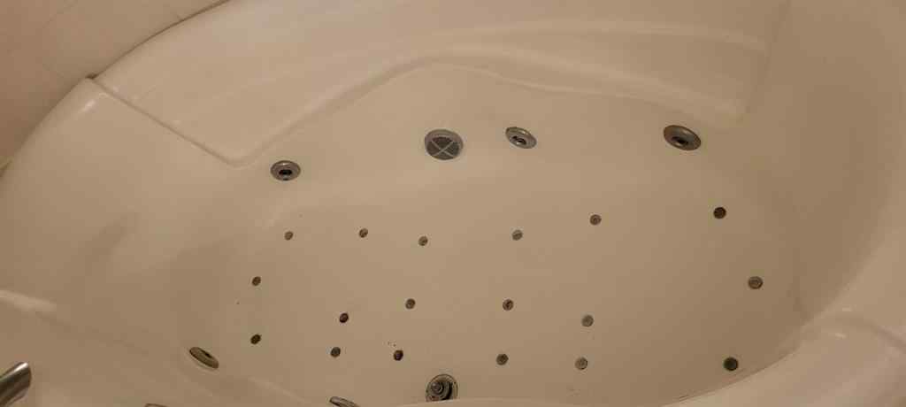 MLS® A2259298 - Unit #102 9800 Horton Road SW in Haysboro Calgary, Residential